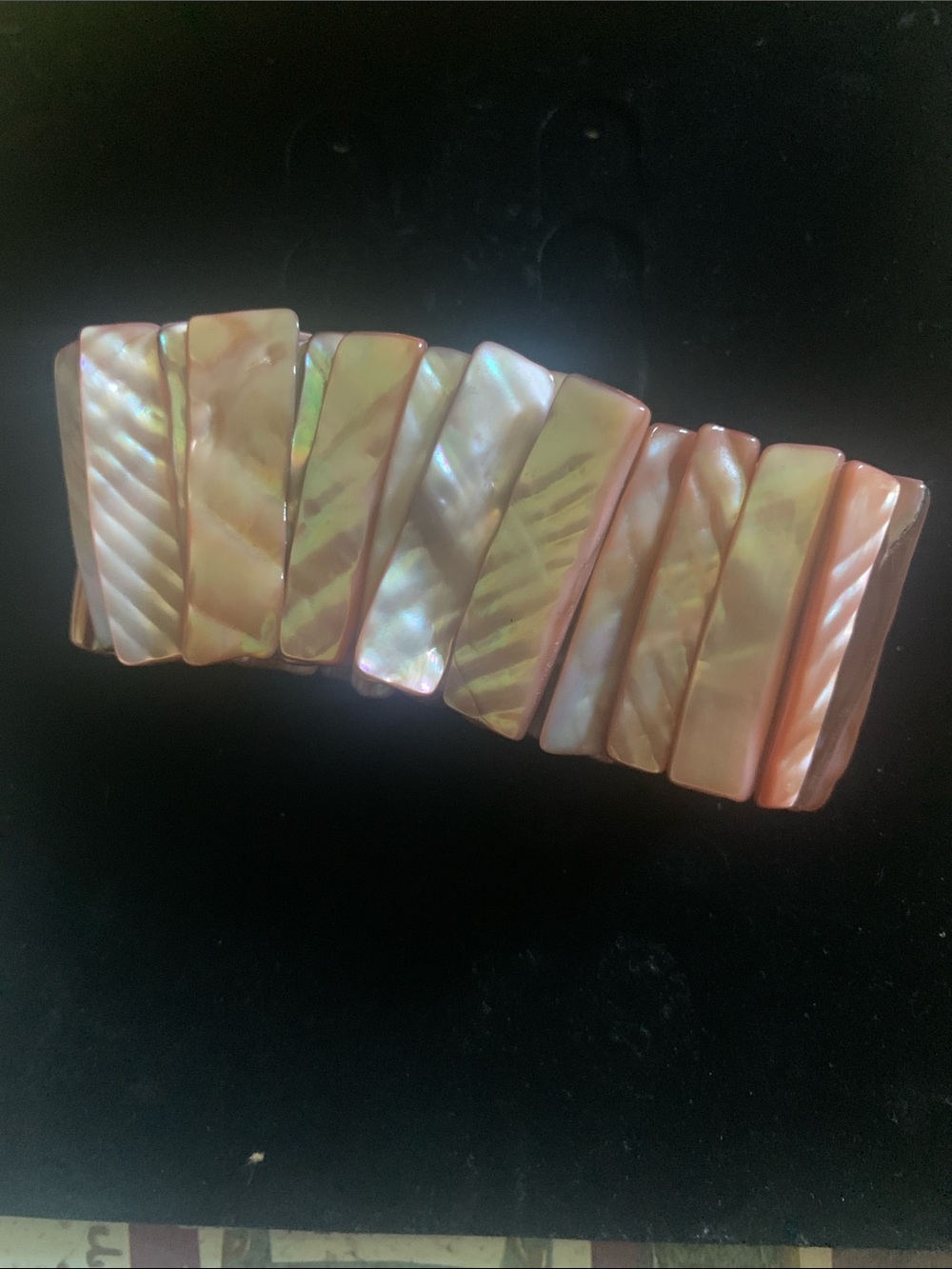 Iridescent Pink Mother-of-Pearl Stretch Bracelet